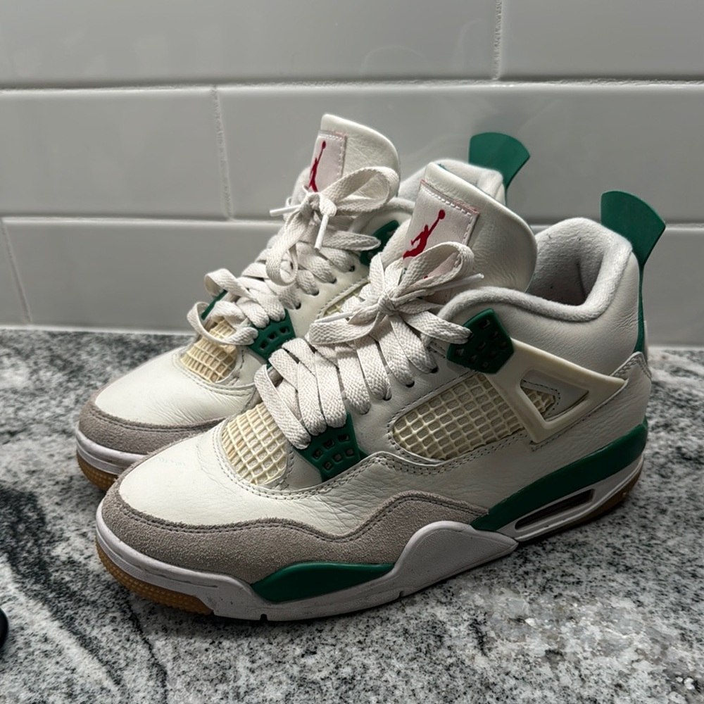 Authentic jordan 4 retro